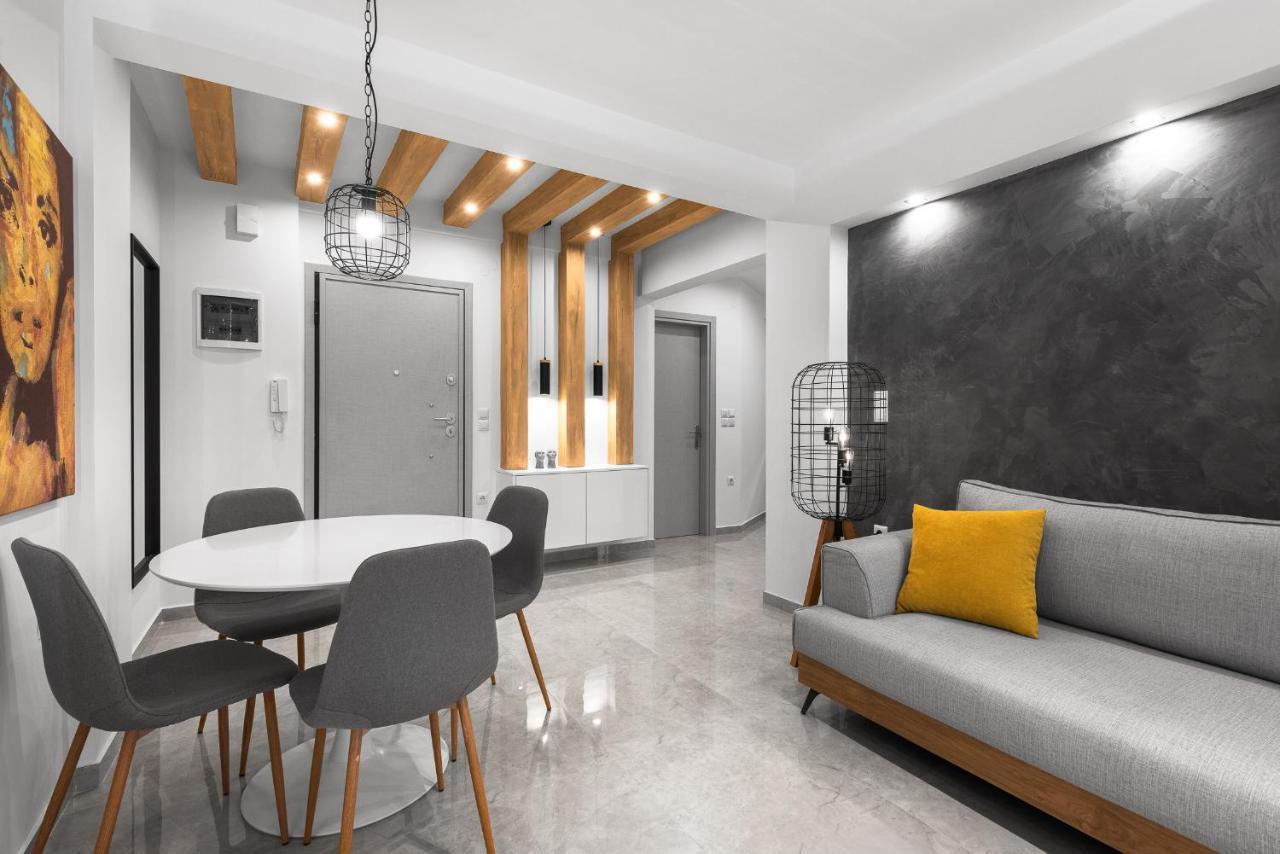 Wood N White, Nilie Hospitality Mgmt Apartment Tesalonika Bagian luar foto