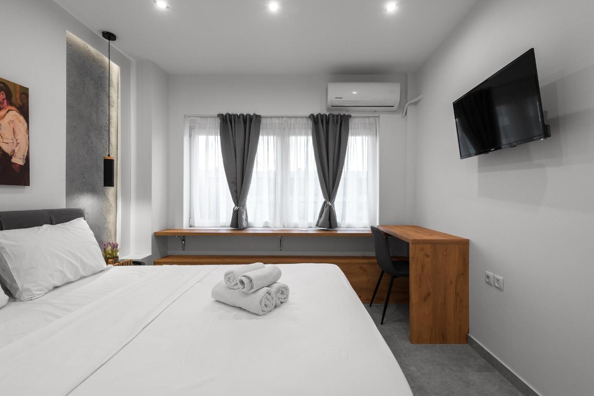 Wood N White, Nilie Hospitality Mgmt Apartment Tesalonika Bagian luar foto