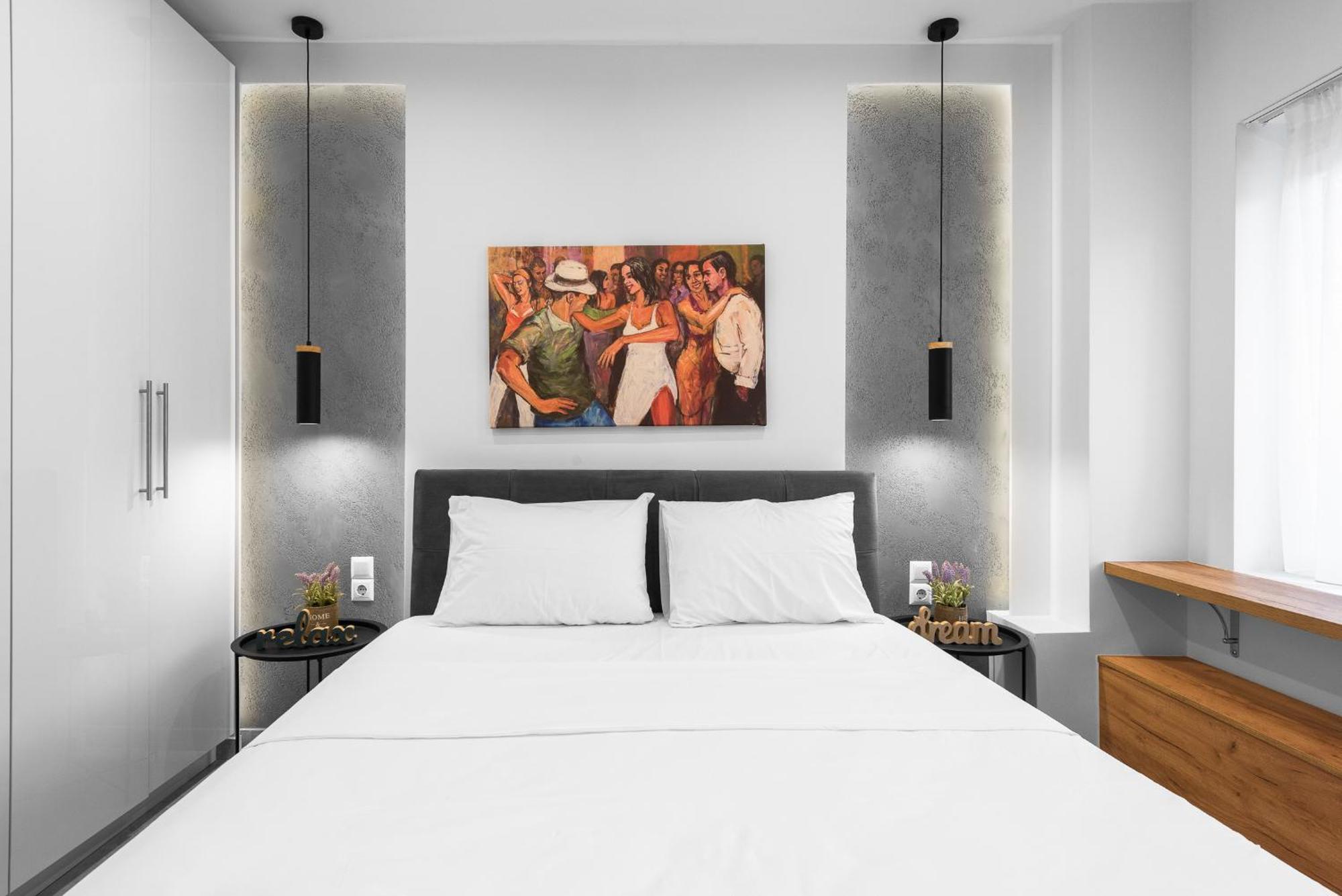 Wood N White, Nilie Hospitality Mgmt Apartment Tesalonika Bagian luar foto